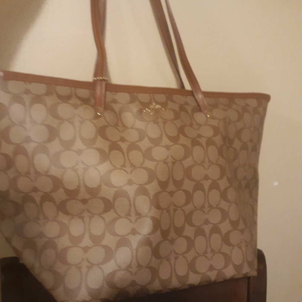 Nwot coach bag
